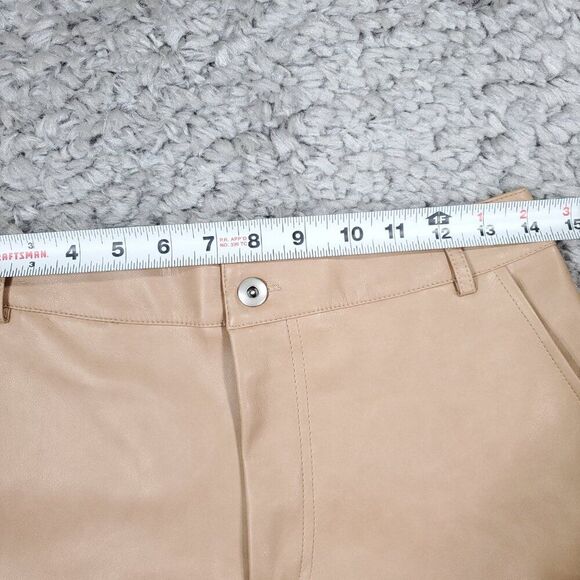 7 For All Mankind Faux Vegan Leather High Rise Straight Cargo Pants Tan Small - Picture 11 of 14